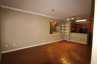 Photo #3: 221058694 Listing 