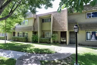 Photo #1: 221058816 Listing 