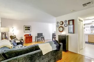 Photo #3: 221058816 Listing 