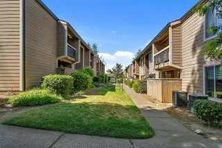Photo #5: 221058898 Listing 