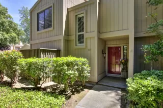 Photo #2: 221059276 Listing