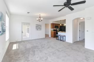 Photo #6: 221059537 Listing