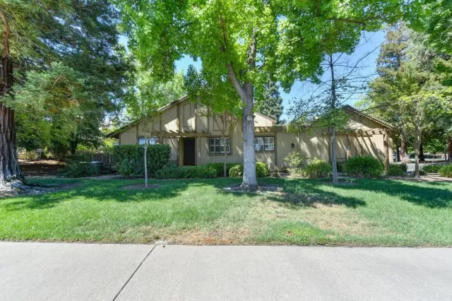 MLS: 221059722 Condo For Sale