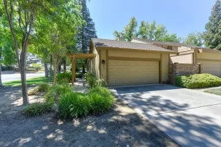Photo #1: 221059722 Listing 
