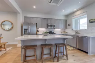 Photo #4: 221059771 Listing 