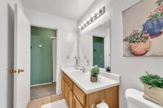 Photo #3: 221059856 Listing 