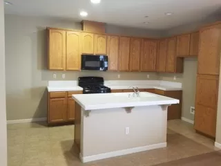 Photo #5: 221060237 Listing