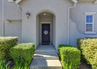 Photo #2: 221060546 Listing 