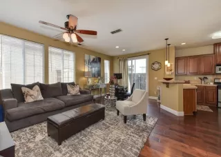 Photo #5: 221060546 Listing 