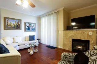 Photo #3: 221060689 Listing