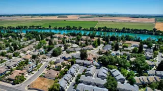 Photo #1: 221060974 Listing