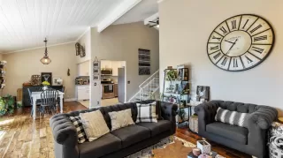 Photo #4: 221061755 Listing 