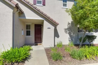 Photo #1: 221062056 Listing