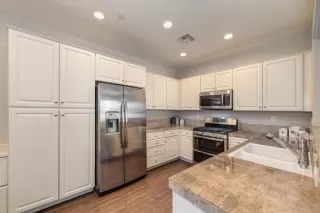 Photo #6: 221062056 Listing