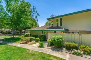 Photo #2: 221062280 Listing