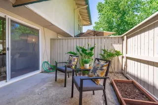 Photo #4: 221062280 Listing