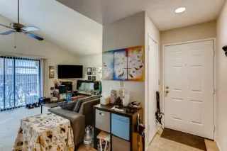 Photo #5: 221062309 Listing