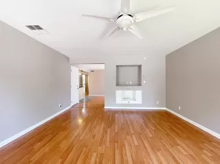 Photo #6: 221062804 Listing