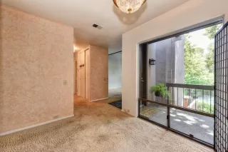 Photo #6: 221062807 Listing