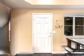 Photo #2: 221062855 Listing