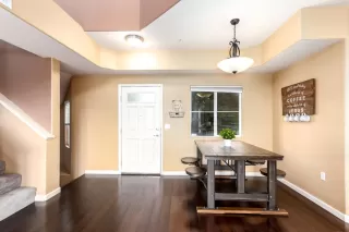 Photo #3: 221062855 Listing