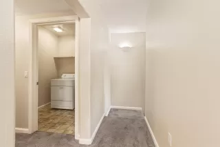 Photo #4: 221062888 Listing
