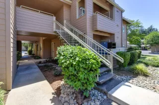 Photo #1: 221062919 Listing