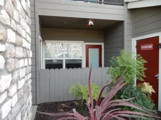 Photo #6: 221063001 Listing