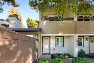 Photo #1: 221063030 Listing