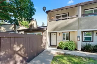 Photo #1: 221063055 Listing