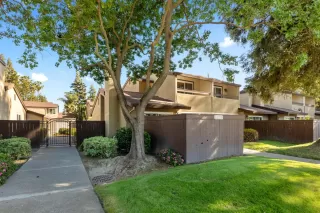 Photo #3: 221063055 Listing