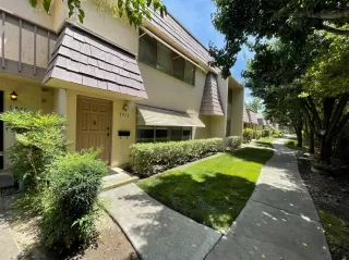 Photo #1: 221063269 Listing