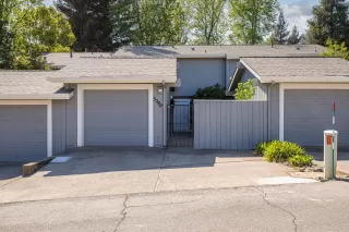 Photo #1: 221063273 Listing