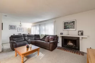 Photo #6: 221063273 Listing