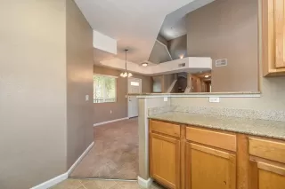 Photo #6: 221063301 Listing