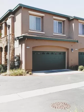 Photo #1: 221063321 Listing