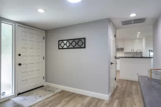 Photo #1: 221063951 Listing