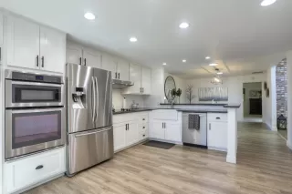 Photo #2: 221063951 Listing