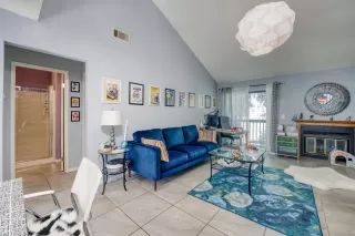 Photo #4: 221064545 Listing