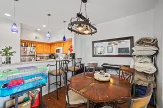 Photo #5: 221064585 Listing 