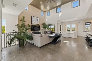 Photo #3: 221065138 Listing