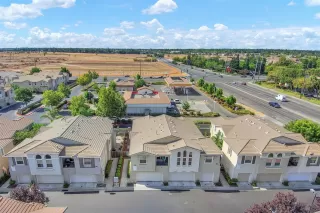 Photo #3: 221065175 Listing