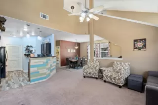 Photo #5: 221065242 Listing 
