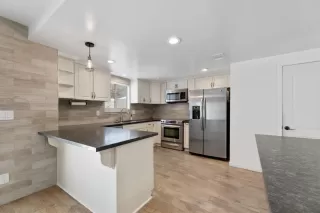 Photo #6: 221065544 Listing 