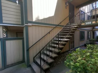 Photo #5: 221065584 Listing
