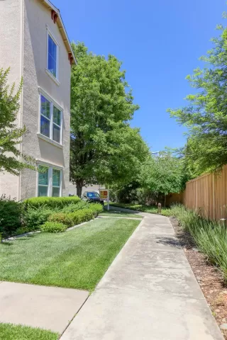 Photo #2: 221065717 Listing 