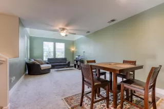 Photo #6: 221065717 Listing 