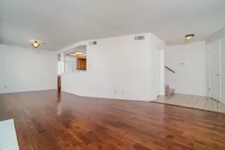 Photo #5: 221065741 Listing