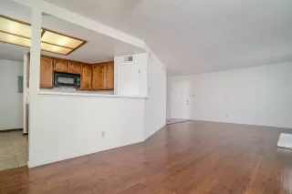 Photo #6: 221065741 Listing