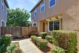 Photo #1: 221065799 Listing